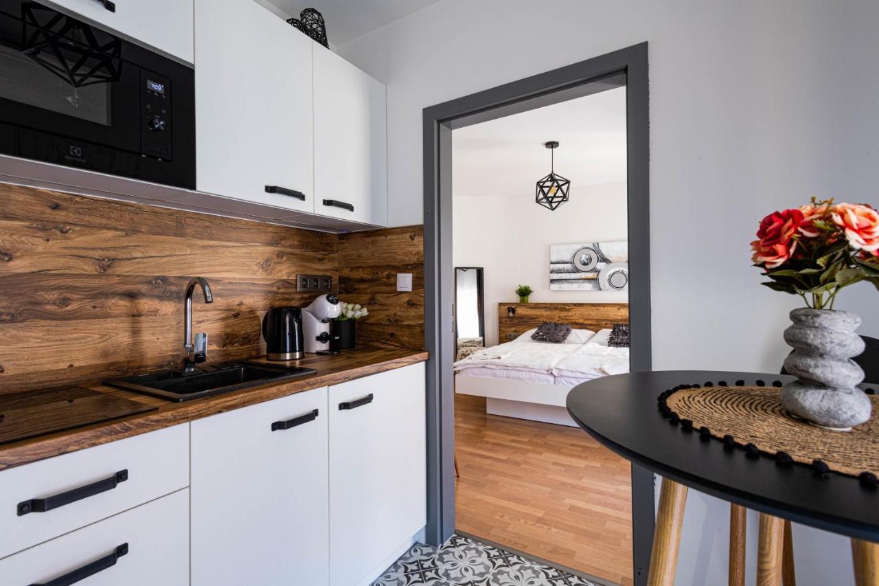 Highnest Apartments Братислава Экстерьер фото