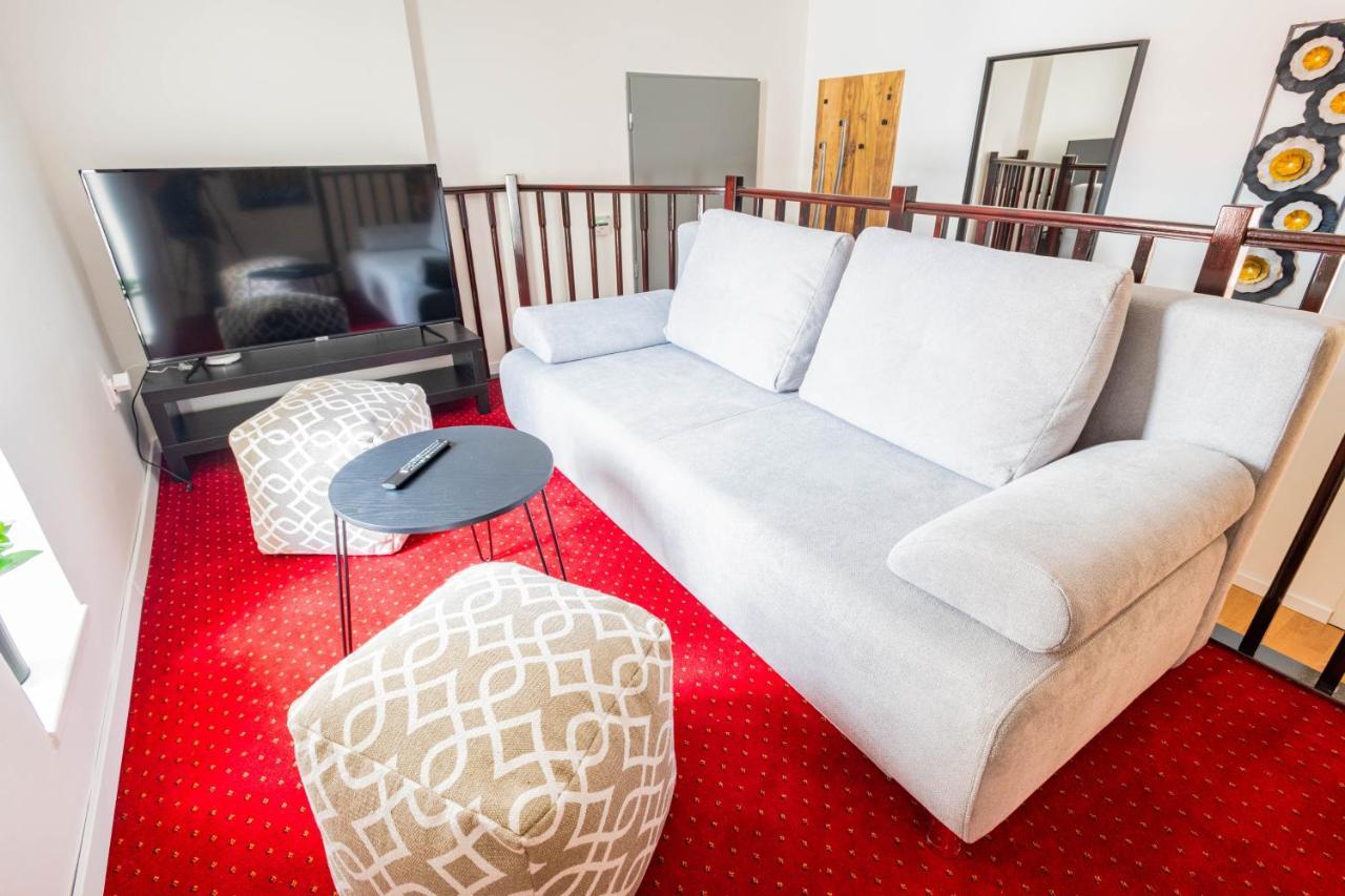 Highnest Apartments Братислава Экстерьер фото