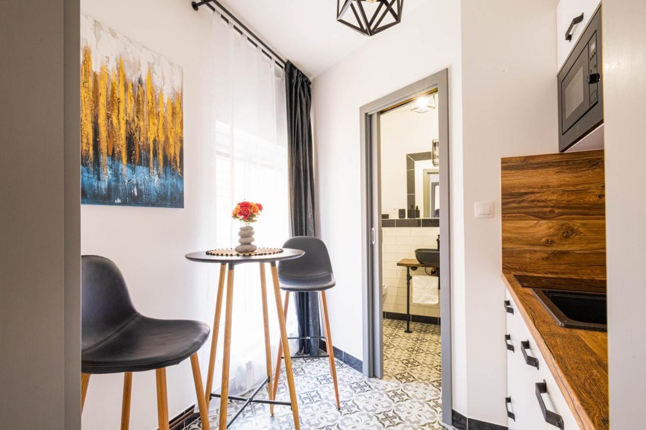 Highnest Apartments Братислава Экстерьер фото