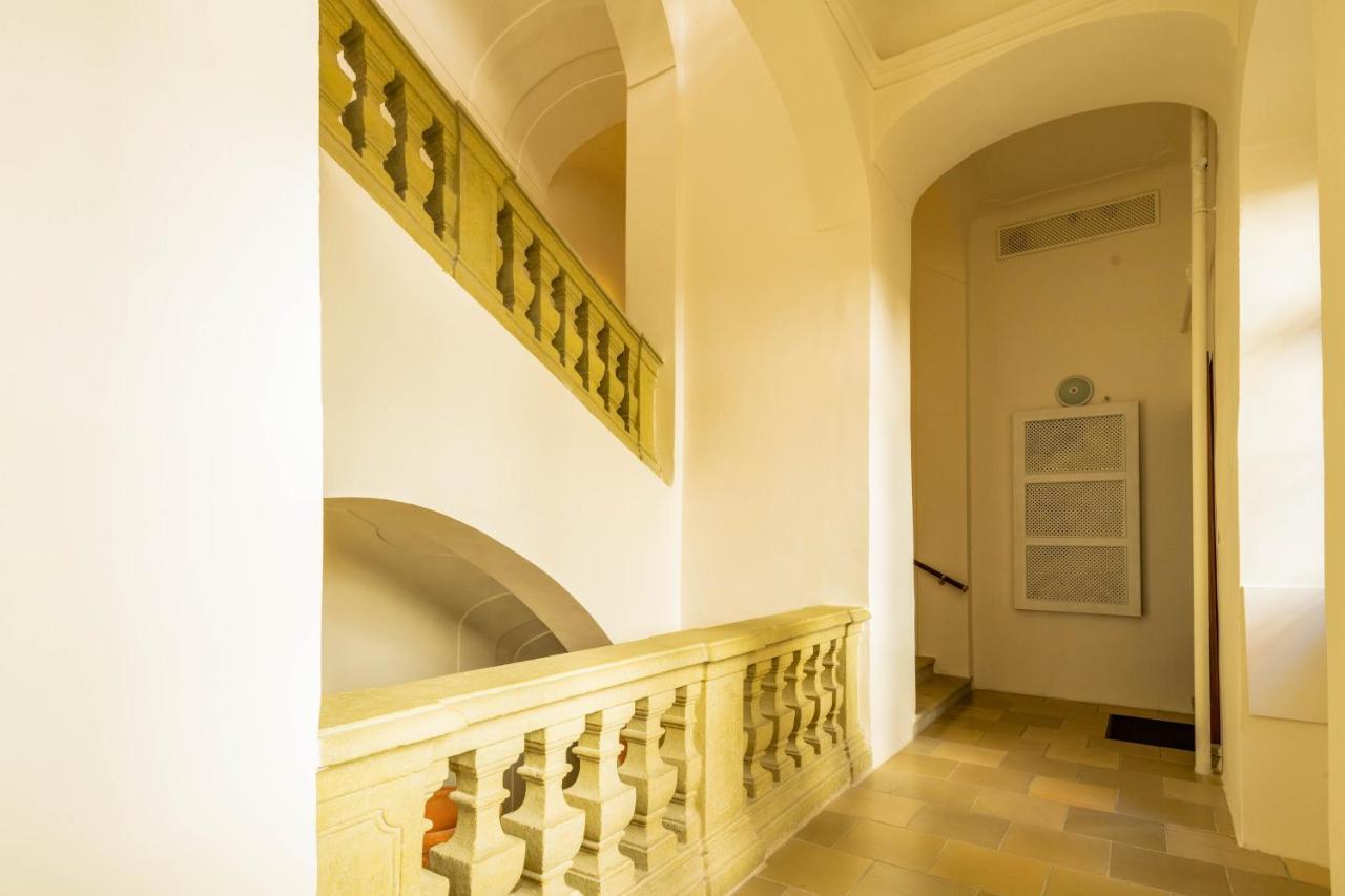 Highnest Apartments Братислава Экстерьер фото